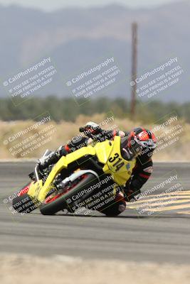 media/Apr-18-2025-CVMA Friday Practice (Fri) [[88baa45499]]/Racer 3/Session 5 (Turn 16)/